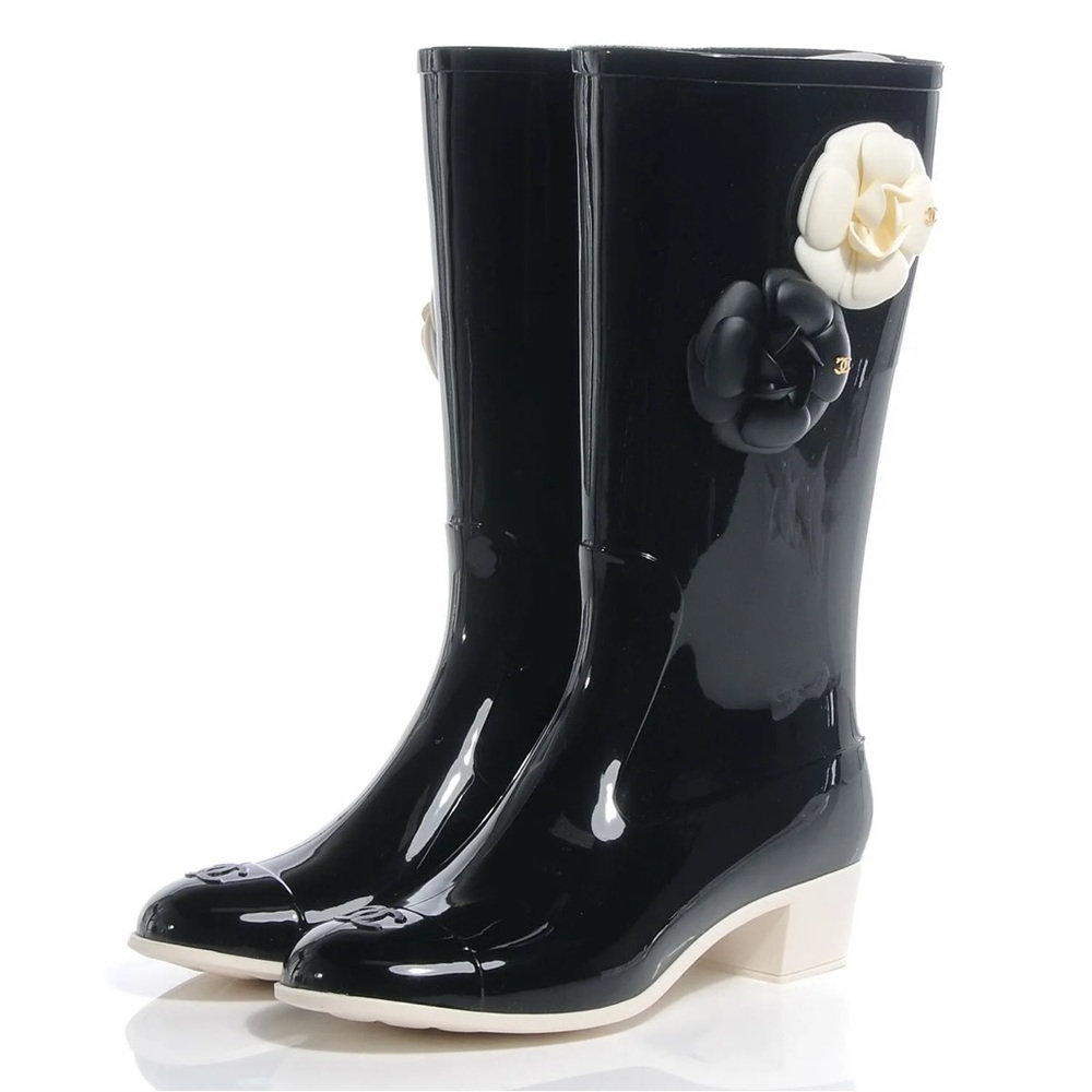 Chanel Camelia Rain Boots, Black with COCO Chanel cream flowers, W, US 8 (FR 38)